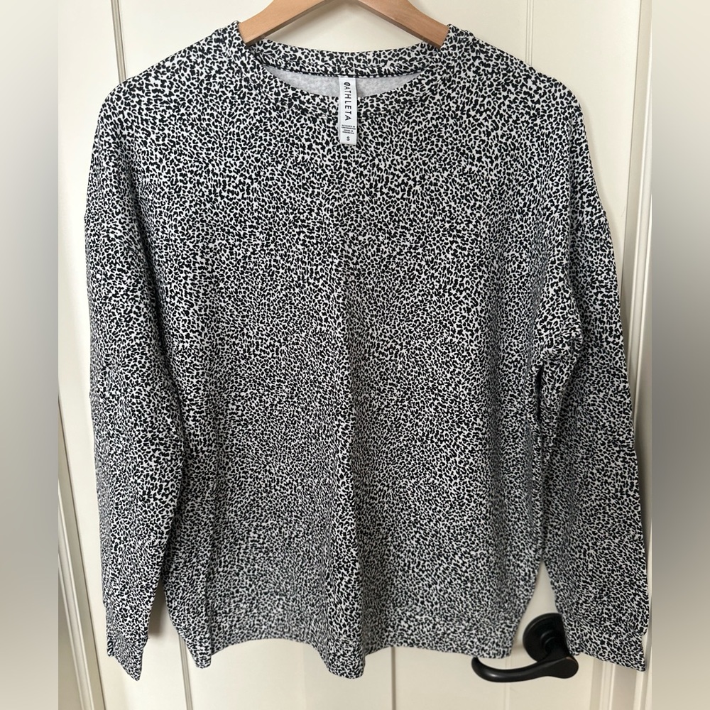 Athleta long sleeve top, size S